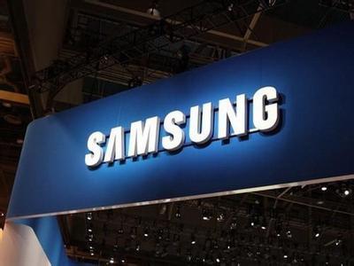 Samsung’s Galaxy Book 4 with Touchscreen