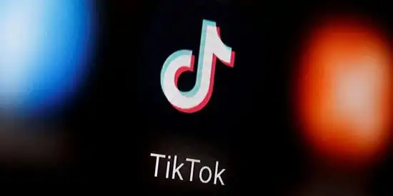 TikTok Travel Hacks For Budget Trips